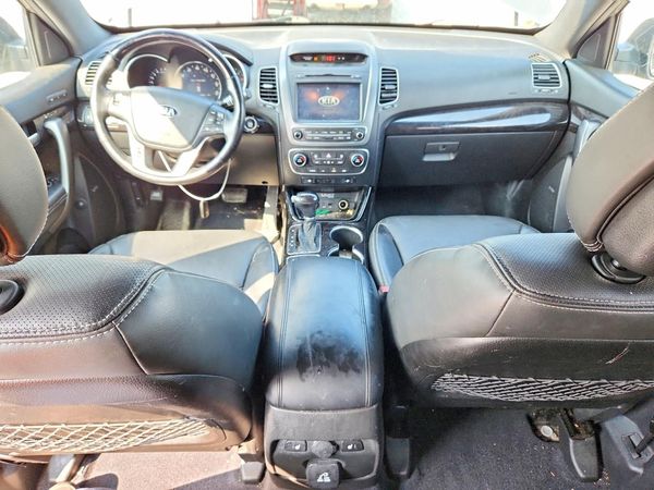 2014 KIA SORENTO SX