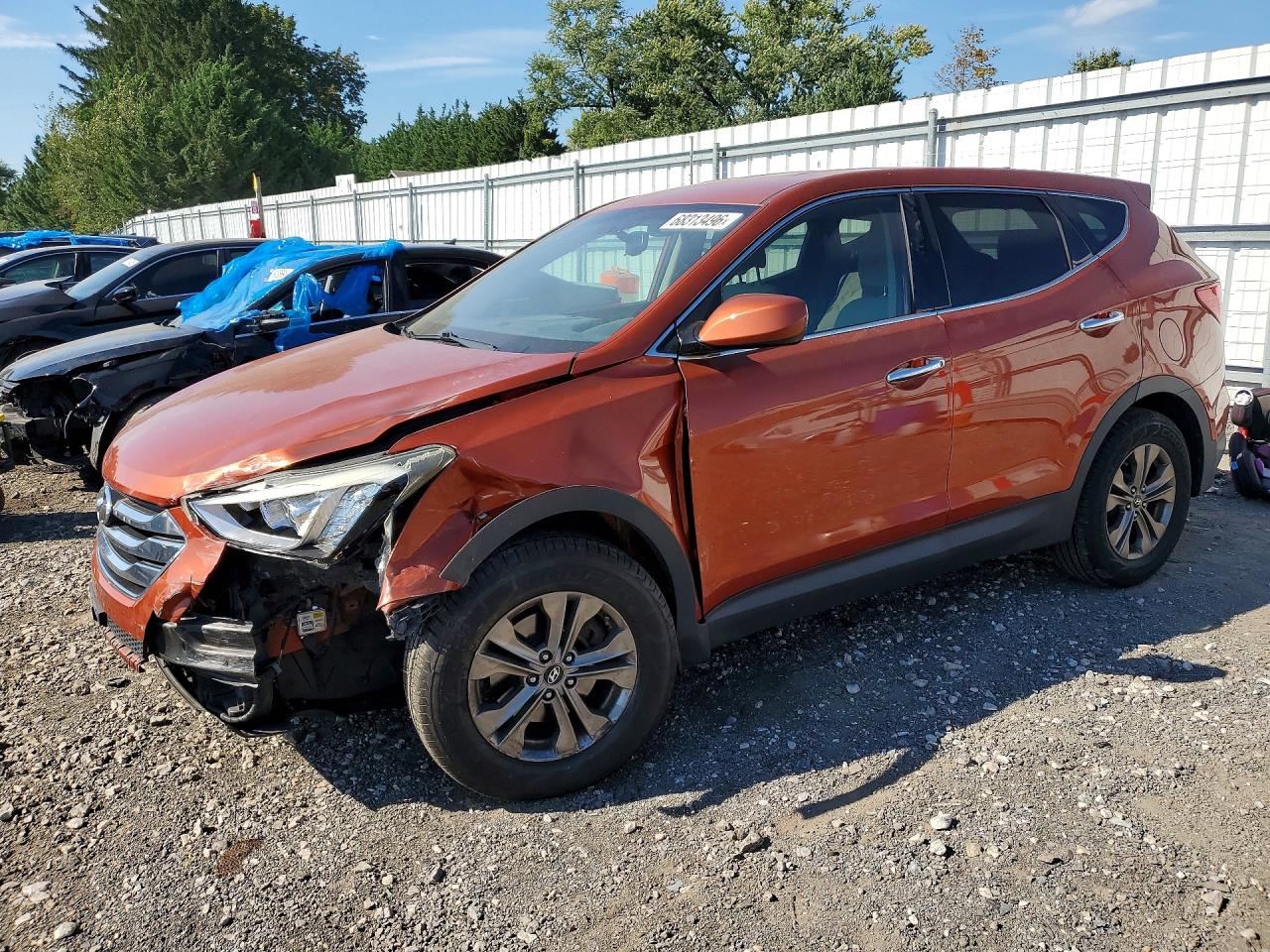 2014 HYUNDAI SANTA FE GL — Front 3/4