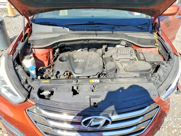 2014 HYUNDAI SANTA FE GL — Engine bay