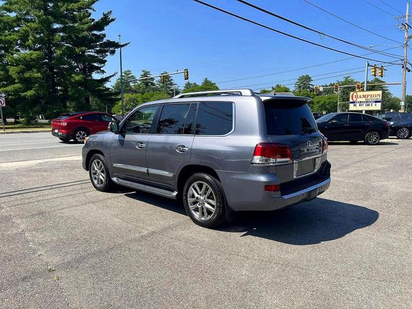 2013 LEXUS LX