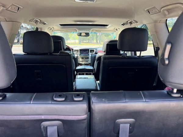 2013 LEXUS LX