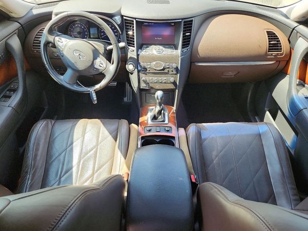 2014 INFINITI QX70 — CKPT