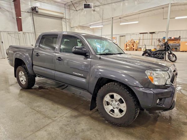 2013 TOYOTA TACOMA Delux — Passenger 3/4