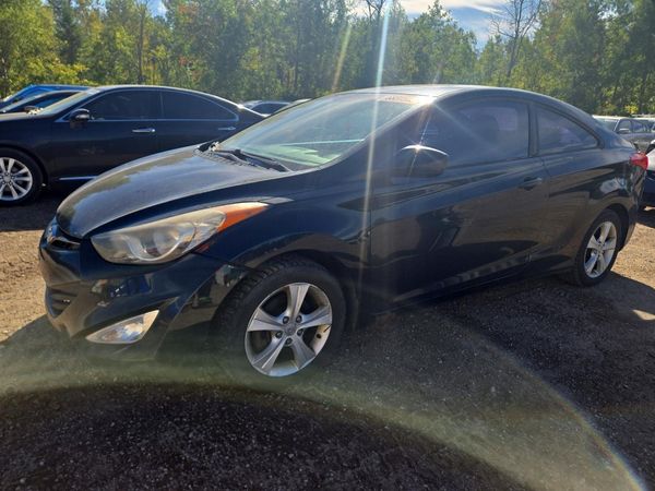 2013 HYUNDAI ELANTRA