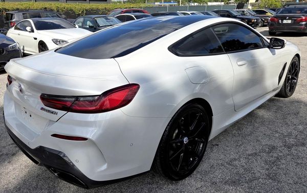 2022 BMW M850XI