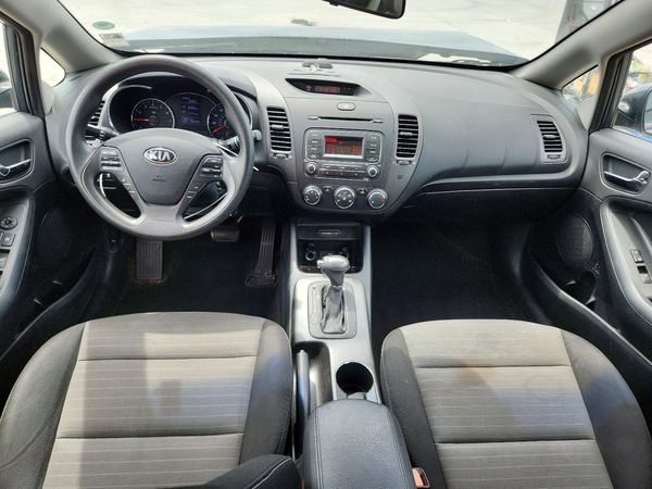2016 KIA FORTE5 GL (Middle-Low Grade)
