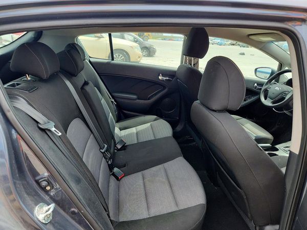 2016 KIA FORTE5 GL (Middle-Low Grade)