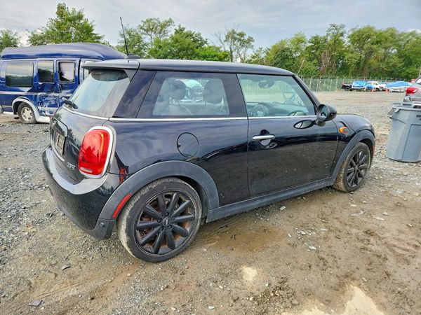2019 MINI COOPER