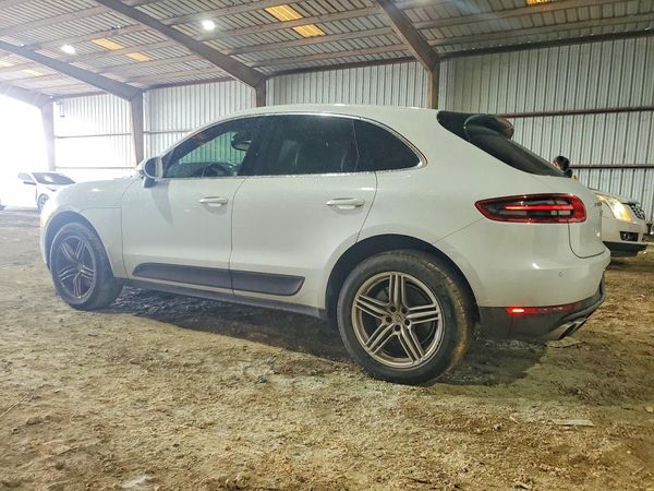 2017 PORSCHE MACAN