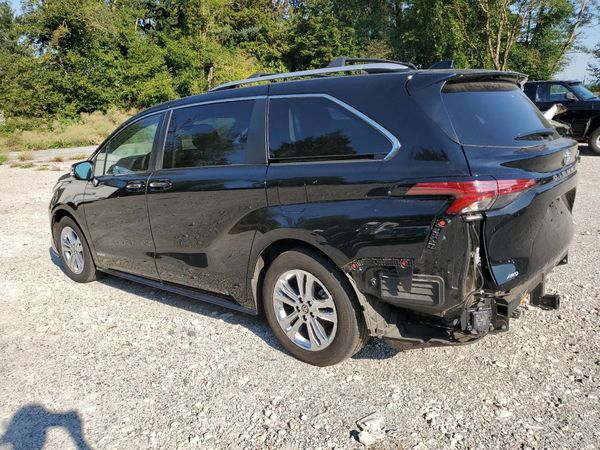 2021 TOYOTA SIENNA Platinum