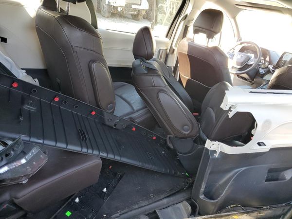 2021 TOYOTA SIENNA Platinum