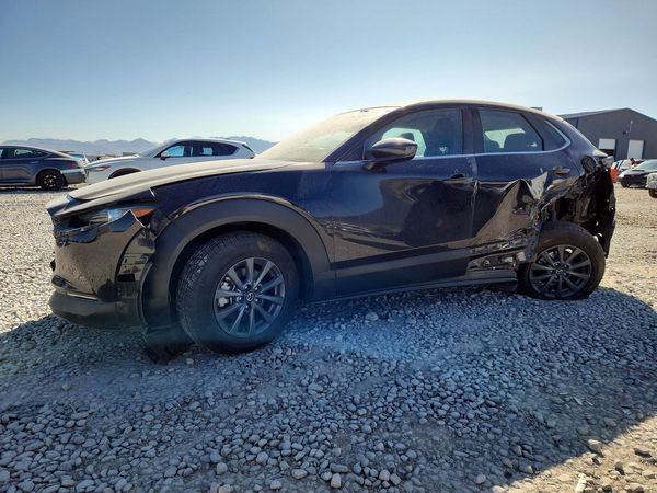 2023 MAZDA CX-30 — Front 3/4