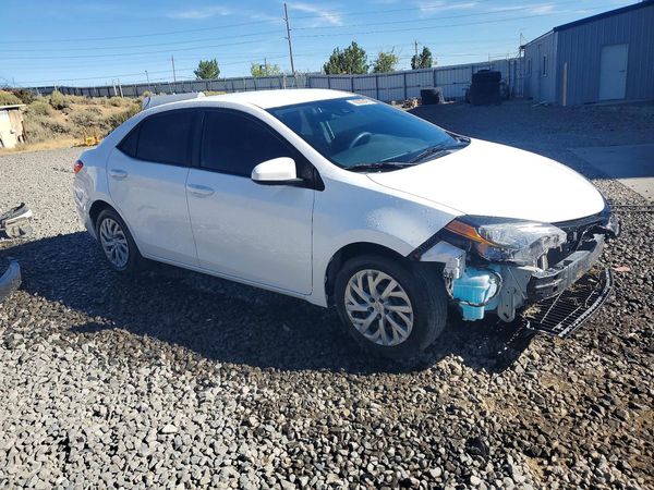 2017 TOYOTA COROLLA