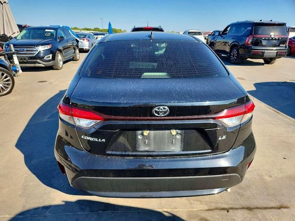 2022 TOYOTA COROLLA LE