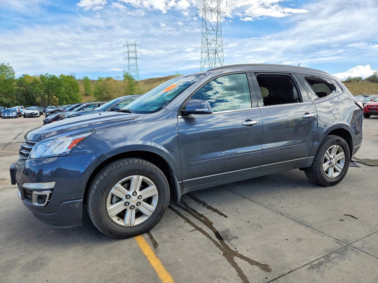 2014 CHEVROLET TRAVERSE 2LT — Front 3/4