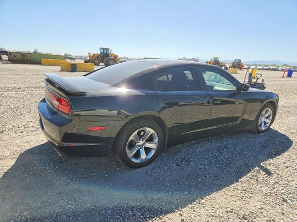 2013 DODGE CHARGER