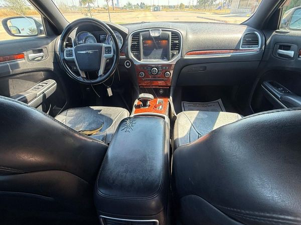2014 CHRYSLER 300
