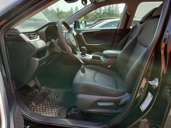 2024 TOYOTA RAV4 XLE Premium — DENT