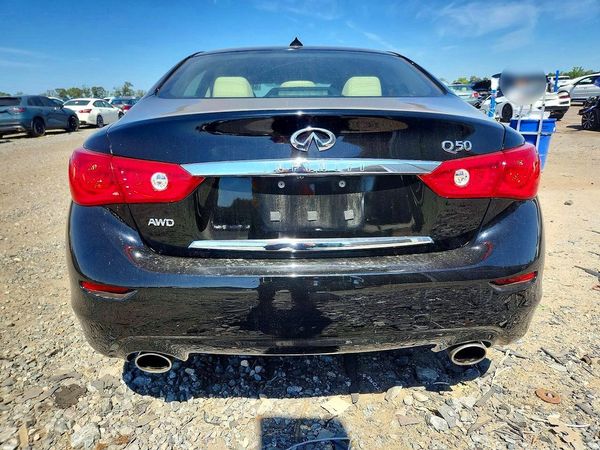 2015 INFINITI Q50