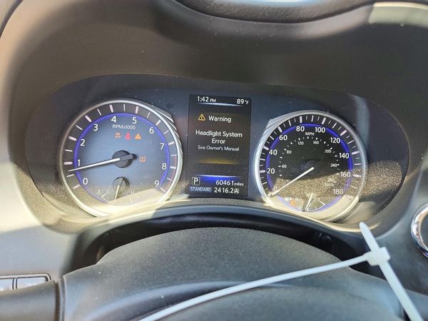 2015 INFINITI Q50