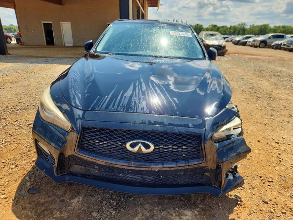 2015 INFINITI Q50 HYBRID