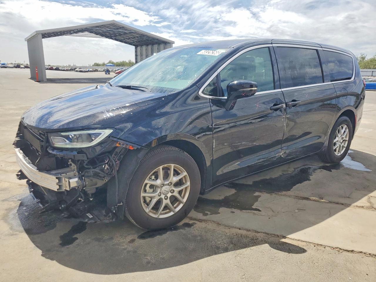 2026 CHRYSLER PACIFICA Select — Front 3/4