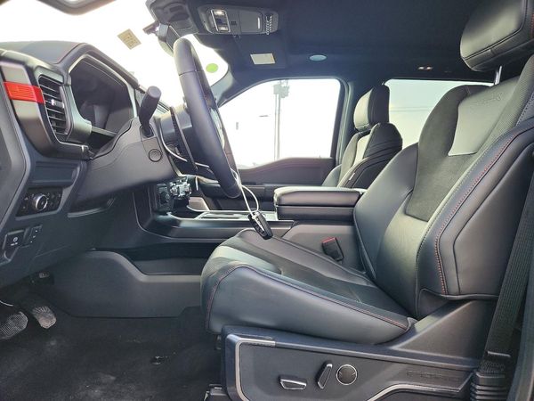 2026 FORD F150 Raptor — DENT