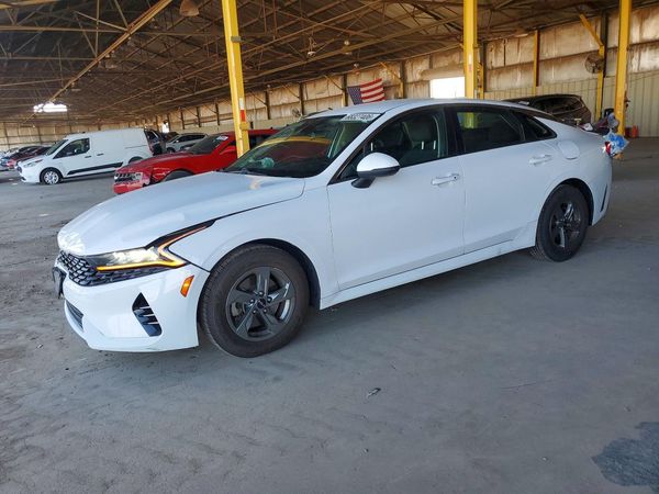 2022 KIA K5