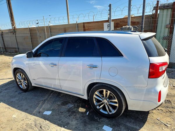 2015 KIA SORENTO