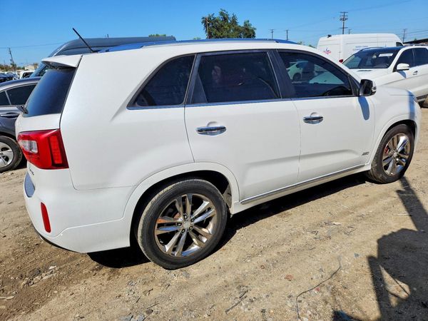 2015 KIA SORENTO