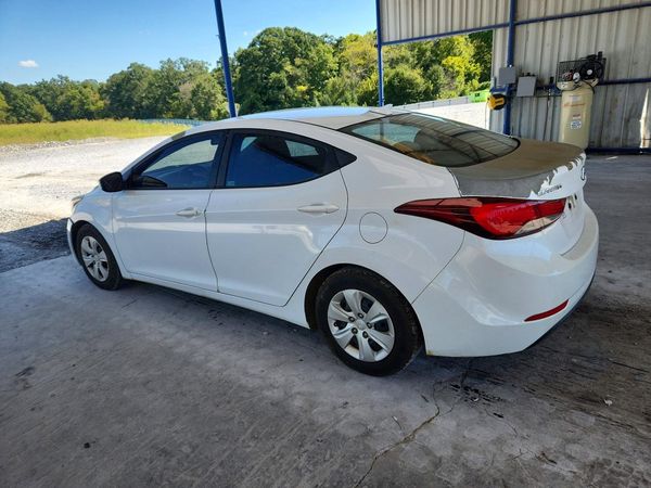 2016 HYUNDAI ELANTRA