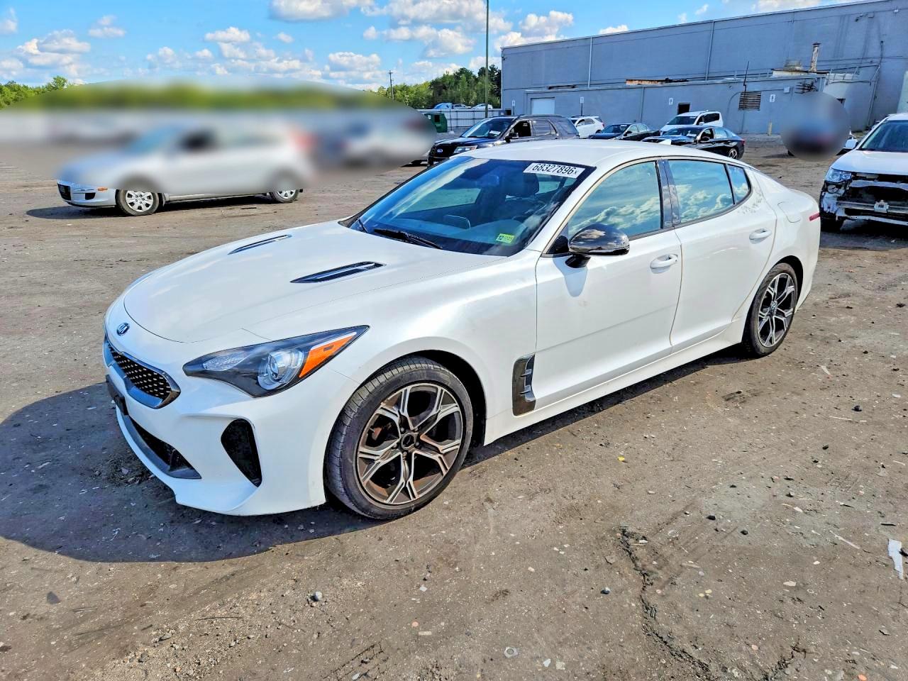 2020 KIA STINGER