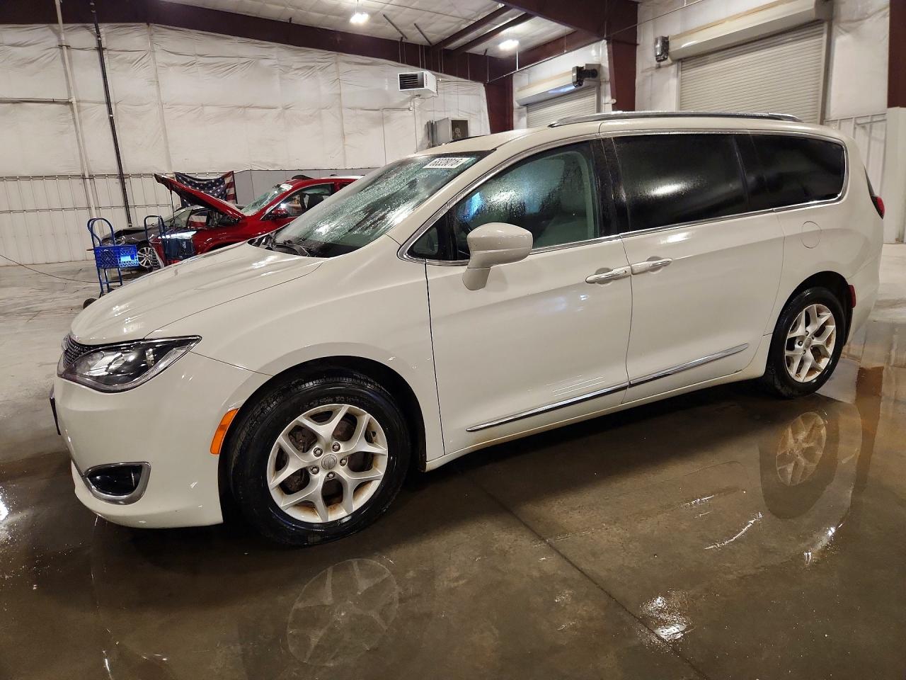 2017 CHRYSLER PACIFICA Touring L Plus