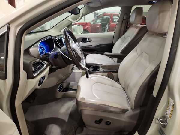 2017 CHRYSLER PACIFICA Touring L Plus