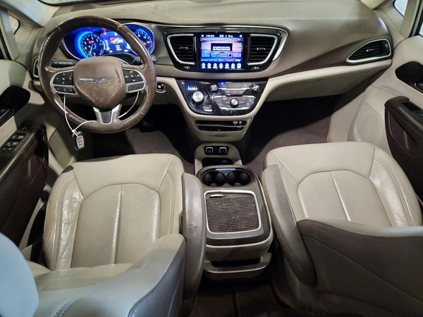 2017 CHRYSLER PACIFICA Touring L Plus