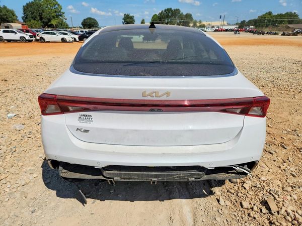 2022 KIA K5