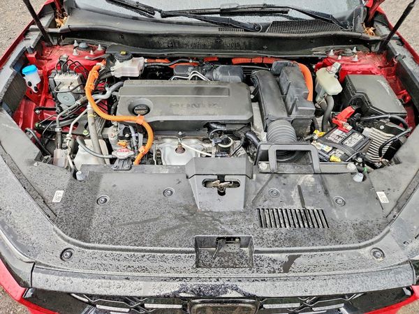 2024 HONDA CR-V Sport — Engine bay