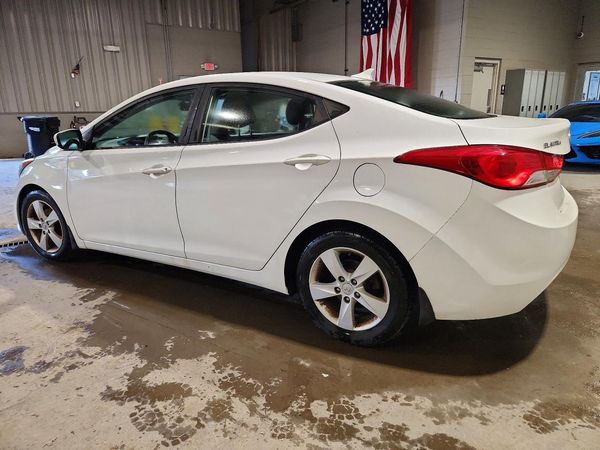 2013 HYUNDAI ELANTRA