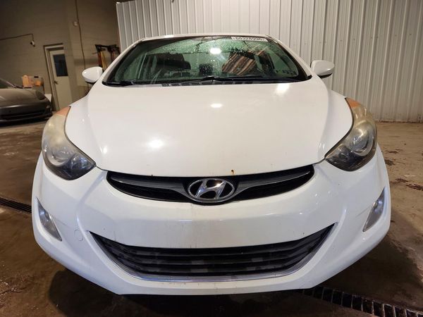 2013 HYUNDAI ELANTRA