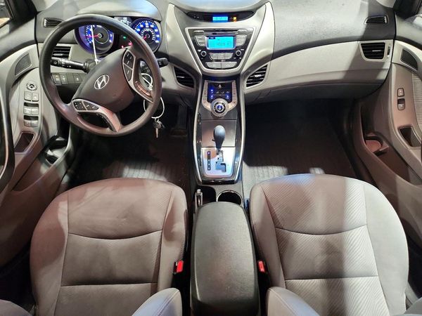 2013 HYUNDAI ELANTRA