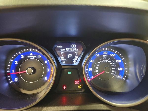 2013 HYUNDAI ELANTRA