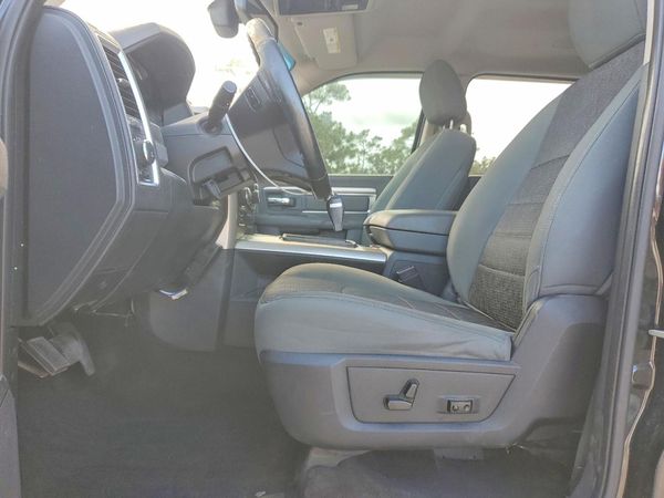 2015 RAM 1500 SLT