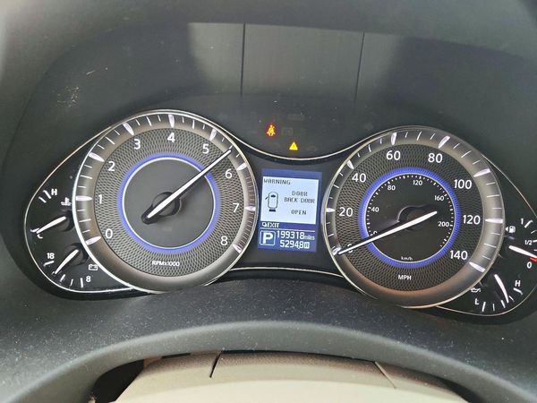 2013 INFINITI QX56 BASE