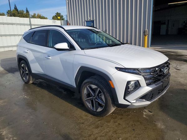 2026 HYUNDAI TUCSON SEL, SEL Plus — Passenger 3/4