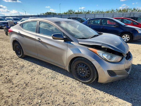 2012 HYUNDAI ELANTRA GLS(Middle grade) — Passenger 3/4