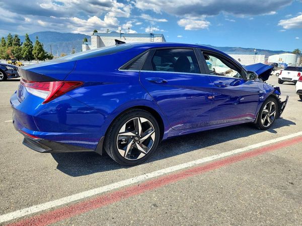 2023 HYUNDAI ELANTRA Limited