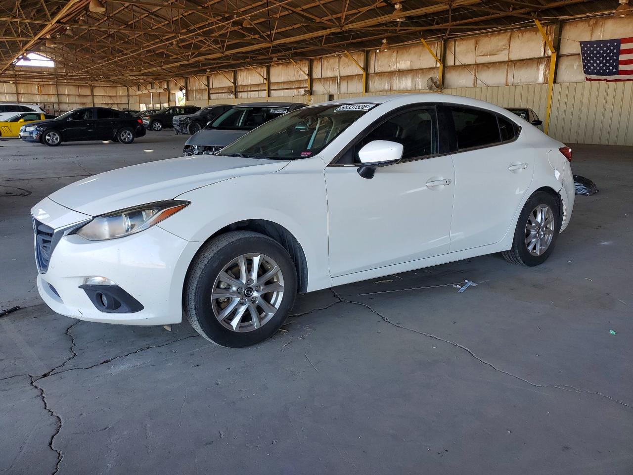 2016 MAZDA 3 SE
