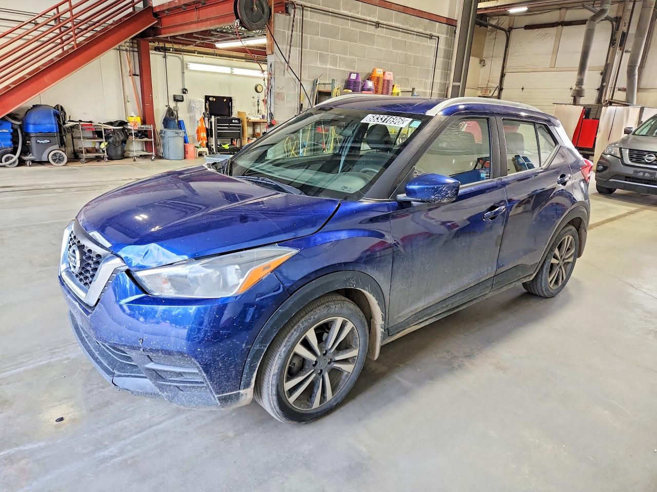 2020 NISSAN KICKS — Front 3/4