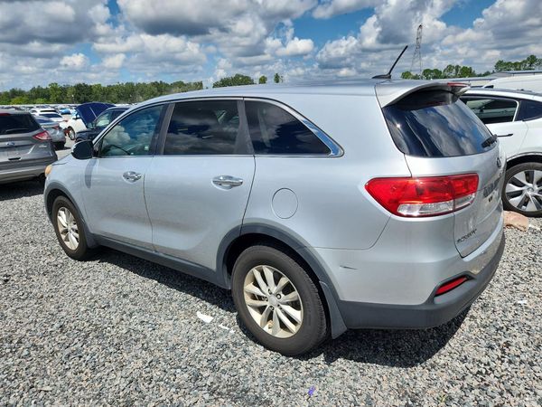 2016 KIA SORENTO L / LX