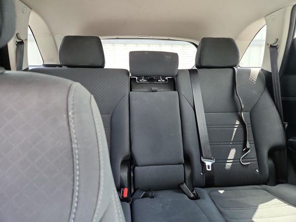 2016 KIA SORENTO L / LX